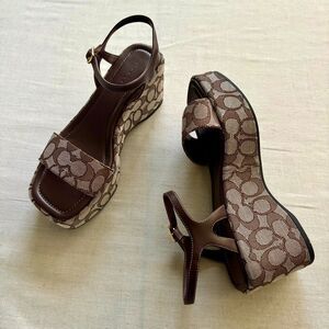 NWT Coach Gale Wedge Sandal Signature Jacquard CAA26 Women’s 9B